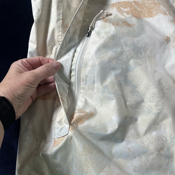 The North Face Women’s Printed Antora Parka Apricot Ice Canyon Camo 3X Raincoat - Picture 2 of 15